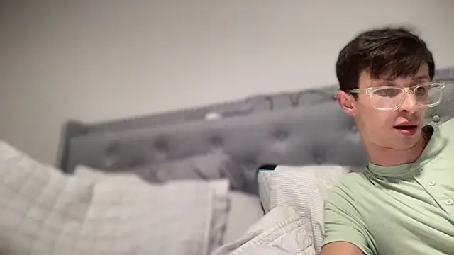 Snapshot of bbgurlnickii chatting on September 12, 2025, 4:34 am bbgurlnickii online show from September 12, 2025, 4:34 am