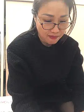 Snapshot of Vitamin_sexy chatting on November 27, 2025, 3:45 pm Vitamin sexy online show from November 27, 2025, 3:45 pm