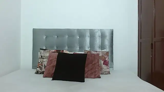 Snapshot of DaiishaWolf chatting on September 12, 2025, 7:46 pm DaiishaWolf online show from September 12, 2025, 7:46 pm