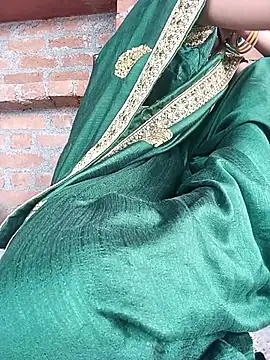 Snapshot of SpicyRoshni chatting on June 9, 2026, 2:23 am SpicyRoshni online show from June 9, 2026, 2:23 am