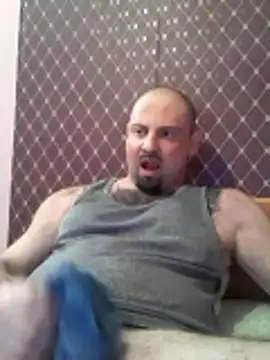 Snapshot of _NEREZA_ chatting on November 4, 2025, 4:44 pm NEREZA online show from November 4, 2025, 4:44 pm