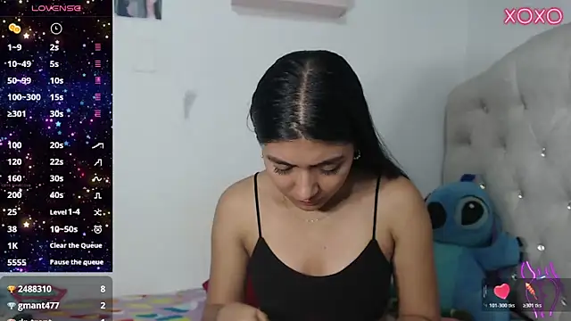 Snapshot of Allison_19__ chatting on November 12, 2025, 10:41 am Allison 19 online show from November 12, 2025, 10:41 am