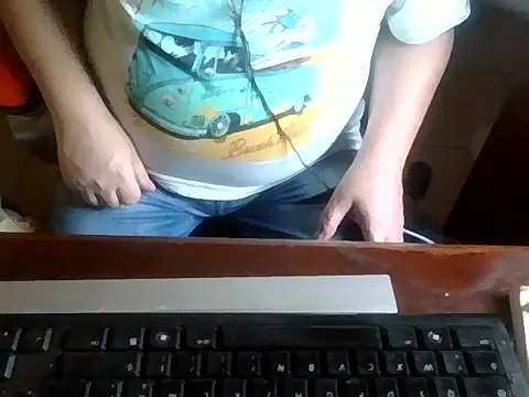 Snapshot of sgtpepers chatting on November 29, 2025, 11:54 am sgtpepers online show from November 29, 2025, 11:54 am