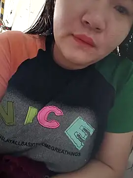 Snapshot of _Babyrose_ chatting on November 4, 2025, 12:47 am Babyrose online show from November 4, 2025, 12:47 am