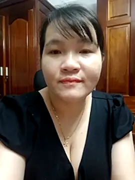  Babyrose  online show from October 15, 2025, 6:05 pm