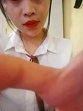 Snapshot of Lissa_xinh09 chatting on September 13, 2025, 6:24 am Lissa xinh09 online show from September 13, 2025, 6:24 am