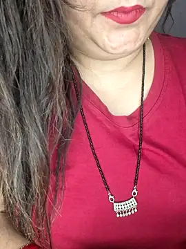 Snapshot of indian-hotmilfs chatting on February 14, 2026, 2:17 pm indian-hotmilfs online show from February 14, 2026, 2:17 pm