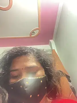 Snapshot of indian-hotmilfs chatting on February 27, 2026, 11:32 am indian-hotmilfs online show from February 27, 2026, 11:32 am