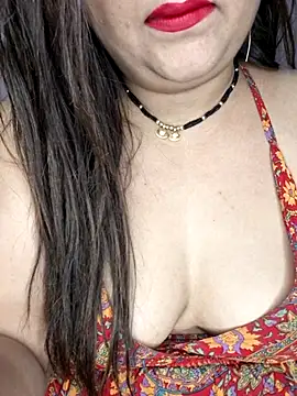 Snapshot of indian-hotmilfs chatting on November 9, 2025, 8:13 pm indian-hotmilfs online show from November 9, 2025, 8:13 pm