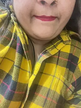 Snapshot of indian-hotmilfs chatting on December 18, 2025, 2:43 pm indian-hotmilfs online show from December 18, 2025, 2:43 pm