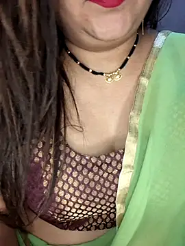 Snapshot of indian-hotmilfs chatting on October 15, 2025, 11:13 pm indian-hotmilfs online show from October 15, 2025, 11:13 pm