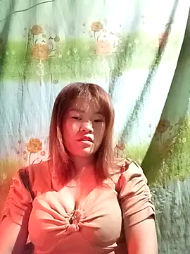 Snapshot of sukabae00 chatting on November 3, 2025, 11:30 pm sukabae00 online show from November 3, 2025, 11:30 pm