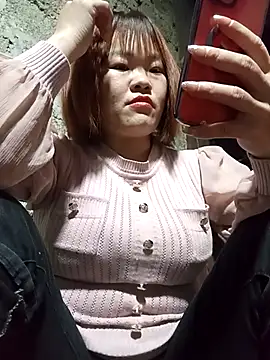 Snapshot of sukabae00 chatting on February 11, 2026, 1:11 pm sukabae00 online show from February 11, 2026, 1:11 pm