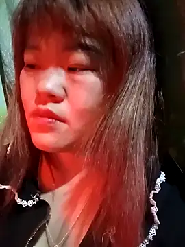 Snapshot of sukabae00 chatting on December 16, 2025, 6:23 pm sukabae00 online show from December 16, 2025, 6:23 pm