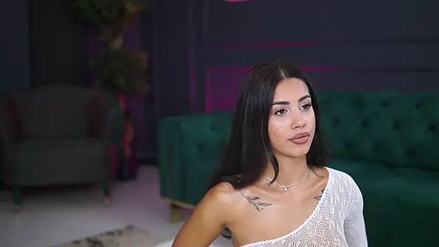 Snapshot of SiennaRuh chatting on September 18, 2025, 11:02 am SiennaRuh online show from September 18, 2025, 11:02 am