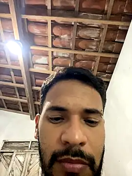 spiderfindom online show from October 22, 2025, 5:18 am