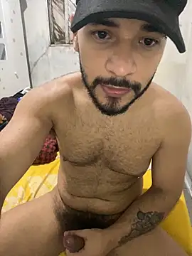 spiderfindom online show from September 24, 2025, 5:25 am