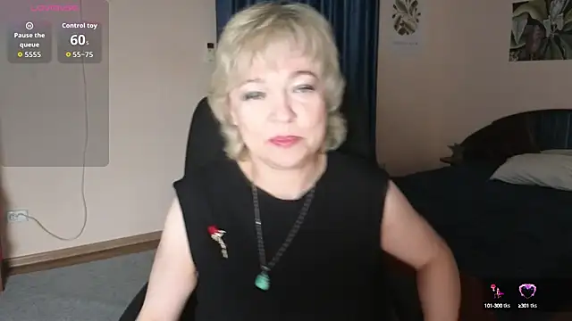 Snapshot of Rosette_Pricky chatting on October 15, 2025, 7:33 pm Rosette Pricky online show from October 15, 2025, 7:33 pm
