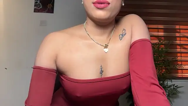 LucytheDevilQueen online show from July 26, 2026, 3:24 am