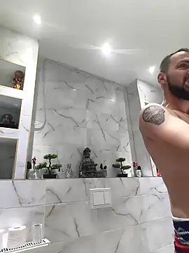 papichulo0099 online show from February 5, 2026, 4:19 am