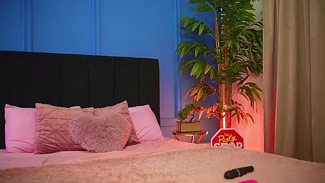 Snapshot of alexxisrae chatting on November 12, 2025, 4:05 am alexxisrae online show from November 12, 2025, 4:05 am