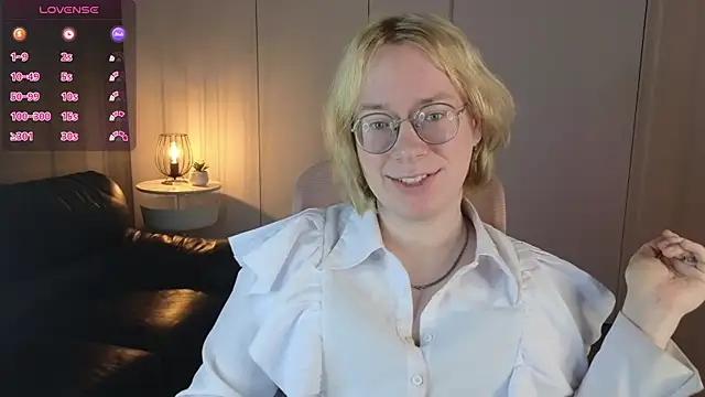 Snapshot of Amanda_Butlerr chatting on June 29, 2026, 7:26 am Amanda Butlerr online show from June 29, 2026, 7:26 am