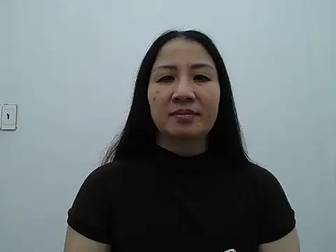 Snapshot of _Lady- chatting on December 16, 2025, 11:47 am Lady- online show from December 16, 2025, 11:47 am