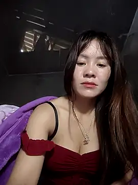 TinTim02 online show from May 9, 2026, 11:08 pm
