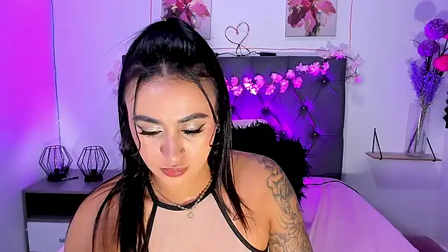 SagiraBelle online show from April 7, 2026, 5:26 pm