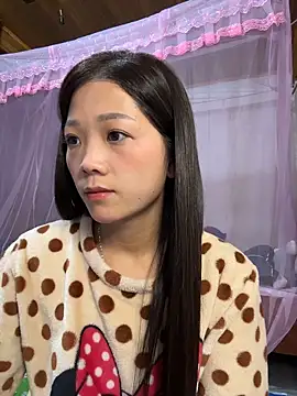 thaoyeuuu online show from November 13, 2025, 5:44 am