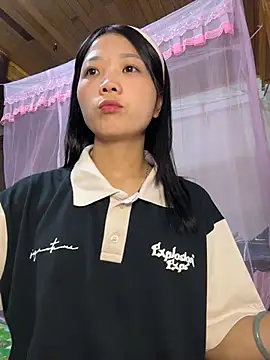 thaoyeuuu online show from October 24, 2025, 11:53 am