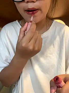 Snapshot of bunny_b4nny chatting on September 30, 2025, 9:15 am bunny b4nny online show from September 30, 2025, 9:15 am