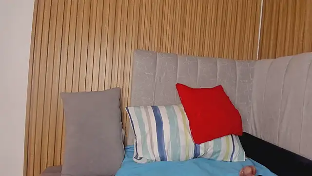 abby swith41 online show from October 9, 2025, 4:35 am