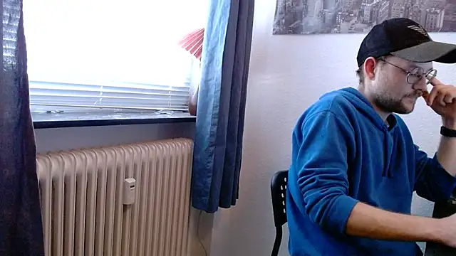 Snapshot of ChefDeLust chatting on October 24, 2025, 2:05 pm ChefDeLust online show from October 24, 2025, 2:05 pm