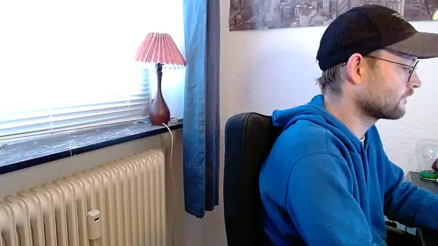 Snapshot of ChefDeLust chatting on October 25, 2025, 9:30 am ChefDeLust online show from October 25, 2025, 9:30 am