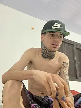 Gabriel17cmkkk online show from November 6, 2025, 5:17 pm