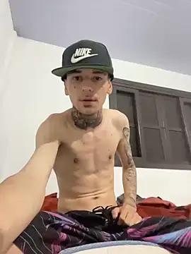 Gabriel17cmkkk online show from November 6, 2025, 12:36 am