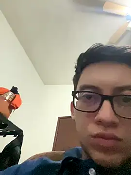 Snapshot of Amauri1147 chatting on December 2, 2025, 12:55 am Amauri1147 online show from December 2, 2025, 12:55 am