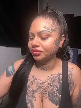 chicanachic13 online show from October 17, 2025, 5:44 am