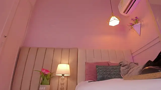  aleja x online show from November 4, 2025, 11:36 am