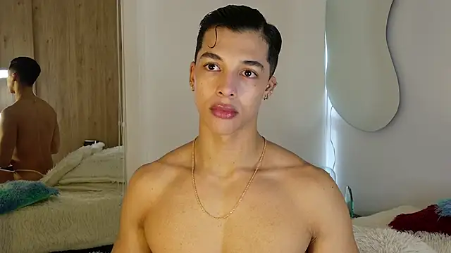 Snapshot of Troye_Williams chatting on April 9, 2026, 12:22 pm Troye Williams online show from April 9, 2026, 12:22 pm