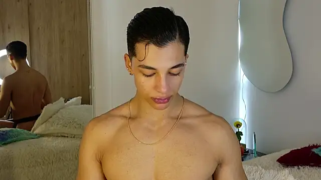 Snapshot of Troye_Williams chatting on April 10, 2026, 1:18 pm Troye Williams online show from April 10, 2026, 1:18 pm