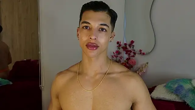 Snapshot of Troye_Williams chatting on March 19, 2026, 11:32 am Troye Williams online show from March 19, 2026, 11:32 am