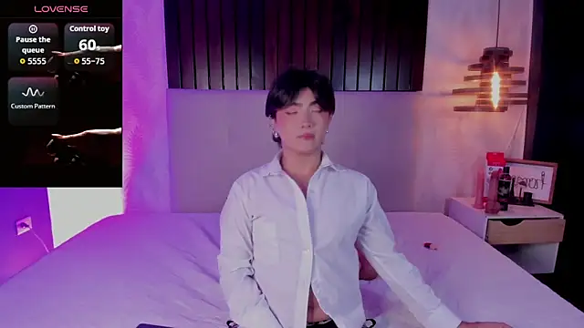 Creamy Angelo online show from November 11, 2025, 8:25 pm