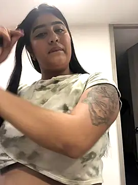 Snapshot of Miia_Parker chatting on November 19, 2025, 12:49 pm Miia Parker online show from November 19, 2025, 12:49 pm