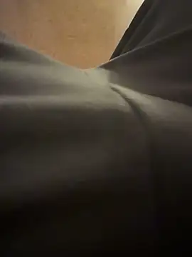 Snapshot of JacobDT chatting on November 25, 2025, 5:13 pm JacobDT online show from November 25, 2025, 5:13 pm