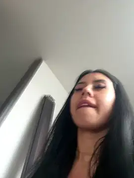 Victoria alson online show from October 29, 2025, 1:54 pm