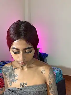 Snapshot of Dirty_isabella18 chatting on September 8, 2025, 8:08 pm Dirty isabella18 online show from September 8, 2025, 8:08 pm