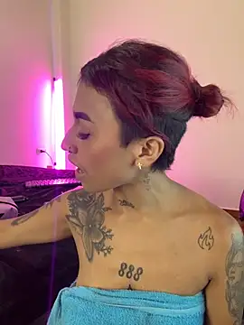 Snapshot of Dirty_isabella18 chatting on October 10, 2025, 4:52 pm Dirty isabella18 online show from October 10, 2025, 4:52 pm