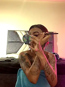 Snapshot of Dirty_isabella18 chatting on October 7, 2025, 9:49 pm Dirty isabella18 online show from October 7, 2025, 9:49 pm